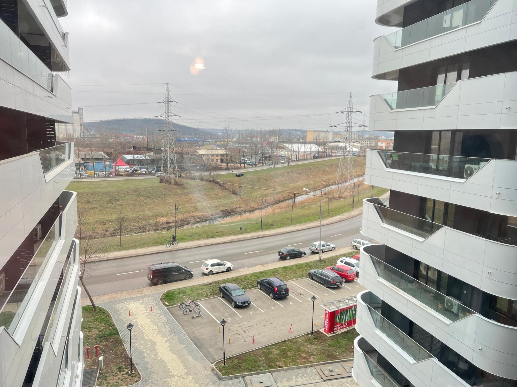 Airport Flyhub Chic Apartment Iasi Exteriör bild